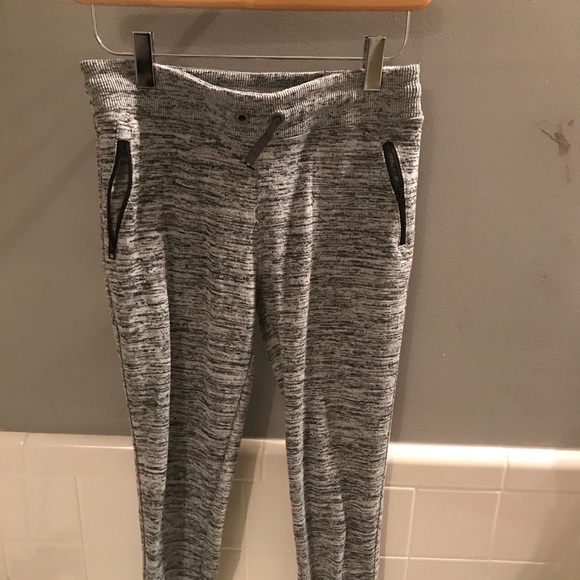 Athleta Other - Athleta Girl joggers